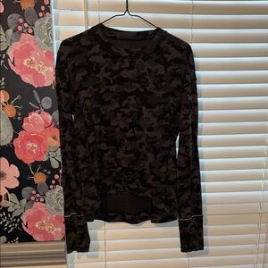 Lululemon Athletica Black Camouflage Long Sleeve